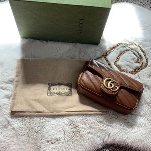 GG Marmont Matelasse super mini bag